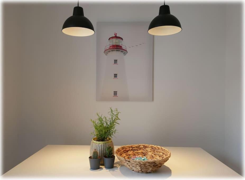Gemuetlich - 2 Zimmer-Altbau, 24H Check-In Kiel Eksteriør billede